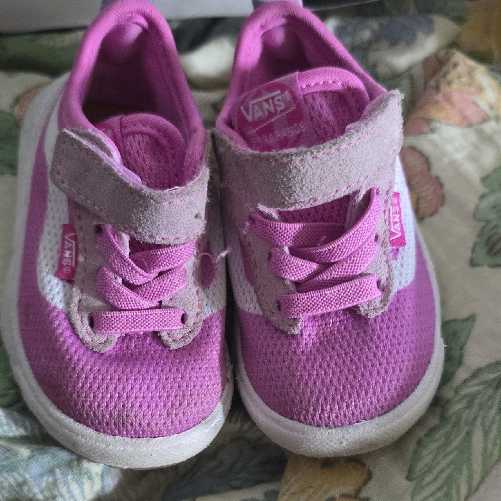 Vans Kids Fuchsia and White Sneakers